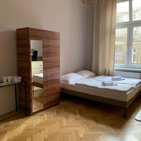 Ferienwohnung Apartament Gold Jasmine Krakau Exterior foto